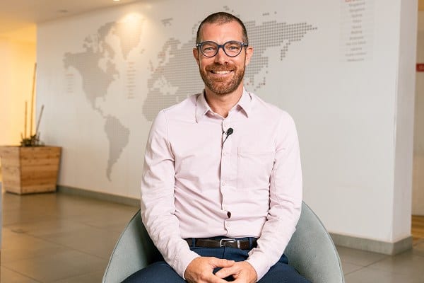Hannes Bend, Founder and CEO of Breathing.ai and Vital Sign AI,