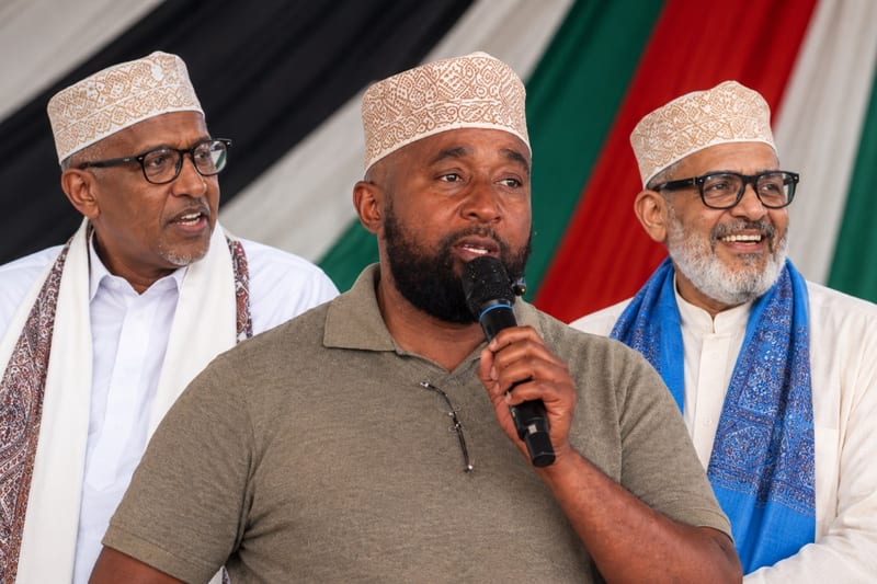 Mombasa Somali Community Meeting Hijacked by Abdulswamad Nassir Re-election Campaign as Abubakar Joho Admits Smuggling Refugees Into Kenya