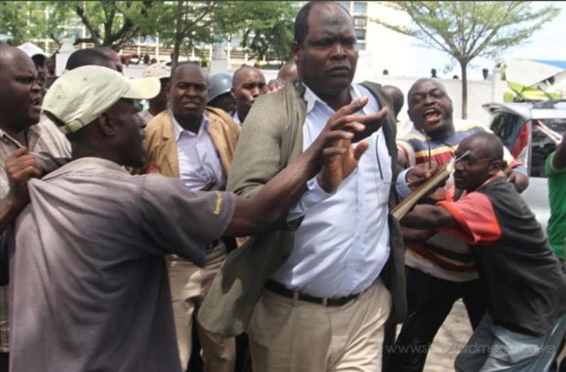 Kenyans Rebuke Miguna For Claiming That Fidel Isn't Raila's Son