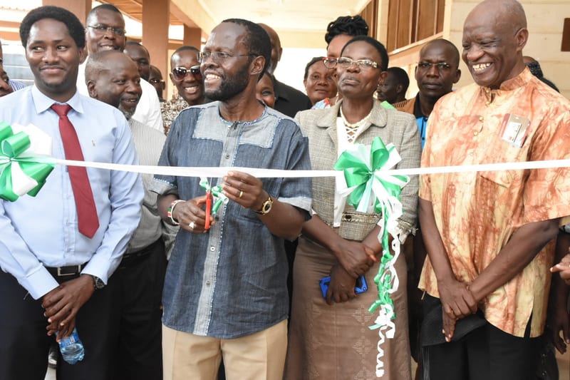 PHOTOS - Alert Nyong'o: Health Hazard At Kombewa Hospital