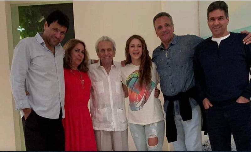 Shakira siblings