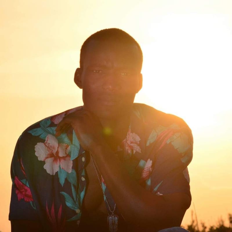 Moi Univ Felix