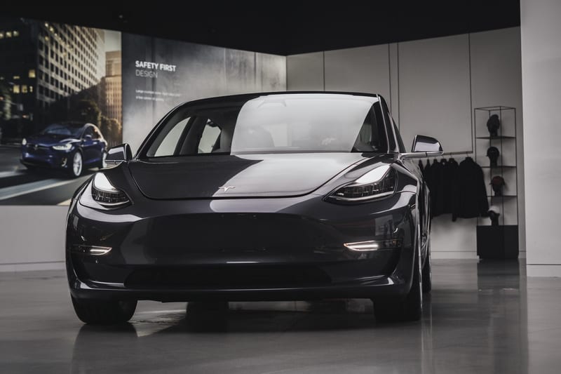 [VIDEO] Man Drives Tesla On Auto-Pilot On A Highway