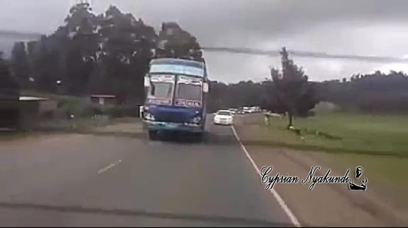 VIDEO — “Kawere” Bus Caught On Camera Dangerously Over-speeding