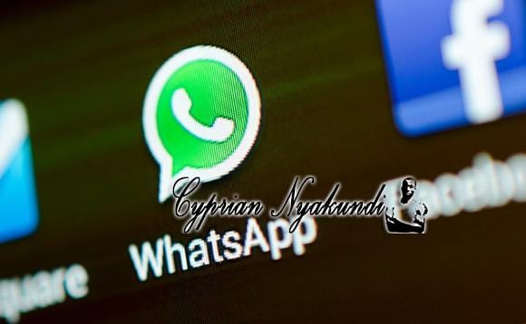 whatsappsmartphone-580x358