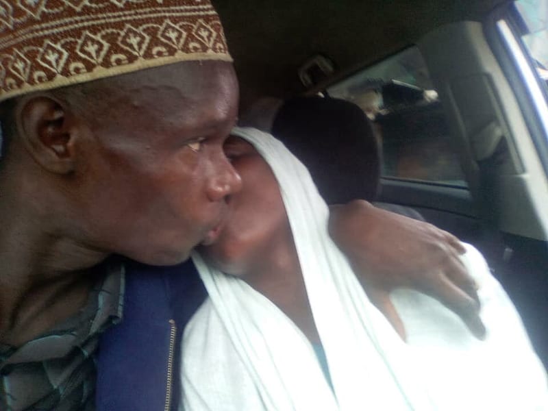 Uber Driver Brags About Kissing Client, Posts Photo On Social Media.