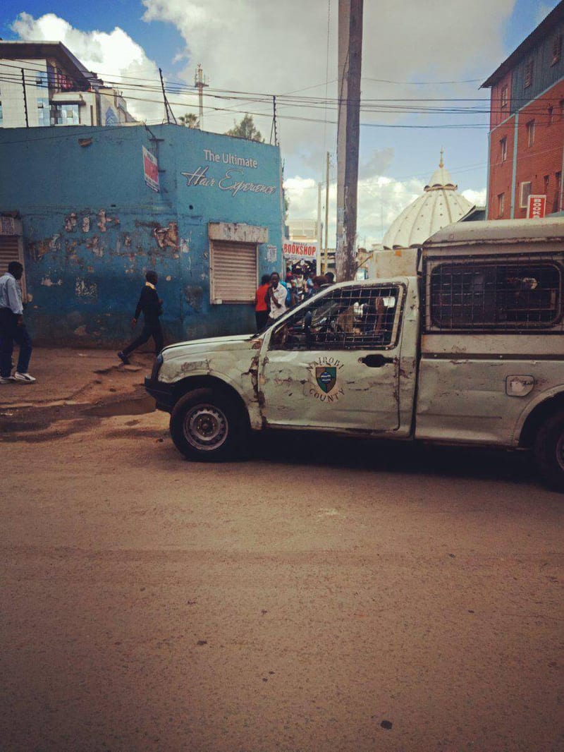 Kenyans Ask Traffic Police To Arrest Unroadworthy Nairobi City Council Vehicle